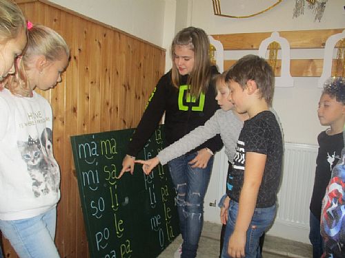 Slavnostní předávání slabikářů