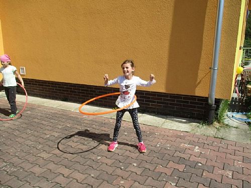 HULA HOP